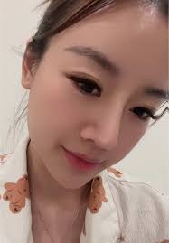 T nhép tiếng trung cũng dc quá chứ bay mặc dù là t khum hỉu nhưng mà cái  nhạc nó cứ dín dính