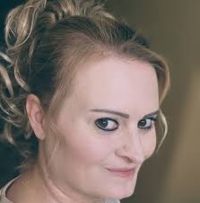 Tiffany D Thomas updated her status.