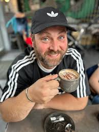 Both kids got glowing school reports, Emily smashed her practise GCSE'S, so  we thought a nice sweet treat was in order 😁🍦🍨