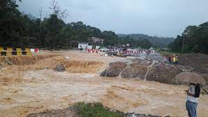 Farmers market (open air market). Kuching Sri Aman Road Submerged By Flood Waters