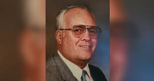 Vernon Hunter's Instagram, Twitter & Facebook