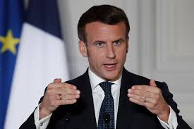 Emmanuel macron a annoncé mercredi le retour du confinement sur tout le territoire national à partir de vendredi pour au moins un mois, mais sans fermer les établissements scolaires. Les Infos De 12h30 Coronavirus Ce Que Pourrait Annoncer Emmanuel Macron Ce Soir