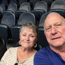 Question; Is Fruitvale the only town between Dallas and Longview that has  no Donut Shop.