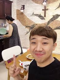 Hari Won tiết lộ chiêu Trấn Thành lấy lòng mẹ vợ, dù bị mắng “đồ giả tạo”  vẫn không “xi nhê”