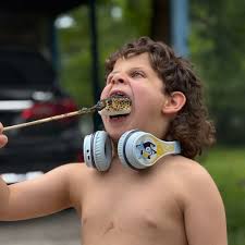 Looking for an Airbnb cleaner in Beach City