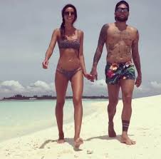 Oh my god, it's finally happening. Joana Sanz Y Dani Alves Marca Com