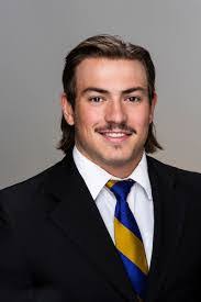 Jake Comer's Instagram, Twitter & Facebook