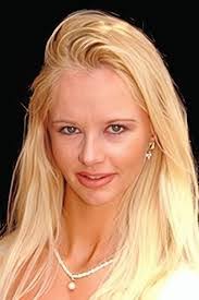 Tanya Hansen's Instagram, Twitter & Facebook