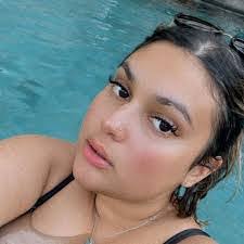 Alyssa Vitale's Instagram, Twitter & Facebook