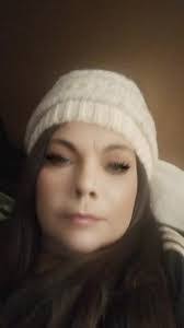 Carolyn Pulver's Instagram, Twitter & Facebook