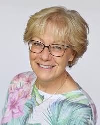 Pamela Mclellan's Instagram, Twitter & Facebook