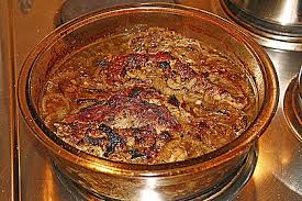 Thuringer Bierfleisch Schmortopf Mit Zwiebeln Bier Und Senf Von Calorine78 Chefkoch Rezept Schmortopf Rezepte Schmortopf Schmoren