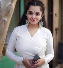 Check spelling or type a new query. Top 80 Hot Malayalam Actress Name List With Photo 2021 Mrdustbin