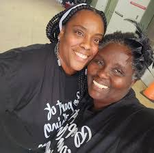 Lashonda Cross's Instagram, Twitter & Facebook