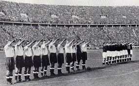 Sprawdź składy meczowe, strzelców, kartki i relacje z meczu. Mecz Niemcy Anglia 1938 Przyjacielskie Heil Hitler Retro Futbol