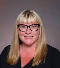 Michelle Mckay's Instagram, Twitter & Facebook