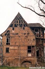 Attraktive häuser kaufen in jena für jedes budget von privat & makler. Jena Platanenhaus 1606 Vor Der Restaurierung Altestes Haus Der Stadt Vintage House House Styles East Germany