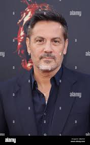 Michael landes hi-res stock photography and images