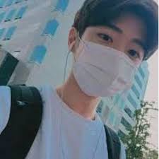 Rrósa poty ryakuãngue Peteĩ ñe᾿ẽpapára katupyry ymaguare hérava Saadi,  oguata ohóvo ára ñu hovyũ asývare.