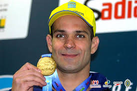 Nicholas Santos é ouro nos 50m borboleta no Campeonato Brasileiro Absoluto  de Natação