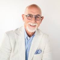 David Laube's Instagram, Twitter & Facebook