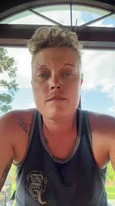 Tabitha Whiting's Instagram, Twitter & Facebook