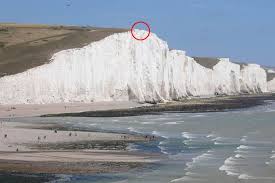 In 1839, brooke flees victorian england to explore borneo. Terrifying Moment Teens Peer Over Edge Of A 300ft High Cliff Just One Gust Of Wind Away From Death Mirror Online