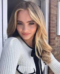 Happy birthday Freya Allan! ❤️