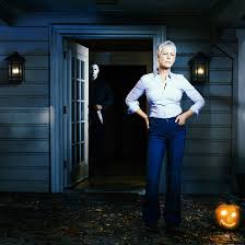 Produced on a shoestring budget, halloween became a massive success on its release and inspired countless other slasher films in its wake. Here S The Deal That Brought Jamie Lee Curtis Back To Halloween 2018 Halloween Daily News