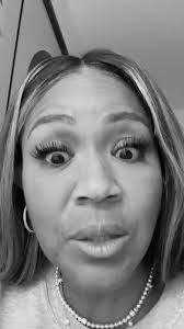 We teach our kids how to act in school and restaurants, but are we teaching  them how to act in God's house?❤️