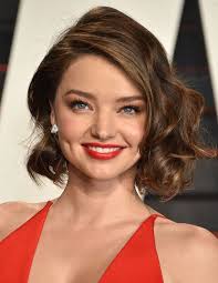 Cheveux court et moyen modèles de cheveux coupe cheveux mi long coloration cheveux couleur cheveux cheveux courts coiffure couleur couleur tayenday coiffure cheveux mi court new modele coupe mi long meche blonde balayage caramel cheveux courts beau balayage blond. 1001 Visions Fantastiques Pour Adorer Le Balayage Miel