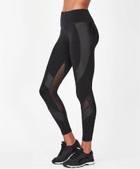 Black speckled contour seamless leggings. The Best Workout Leggings According To Fitness Professionals
