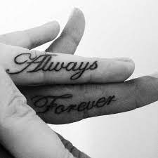 Trend Alert 25 Funny And Creative Finger Tattoo Ideas Blog Of Francesco Mugnai Tattoos Inner Finger Tattoo Finger Tattoos