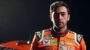 Get 10 free boneless wings when you buy 10 wings on national chicken wing day. Chase Elliott Racing Official Home Of Race Fans Hooters