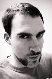 How does everyone display there razor crest please