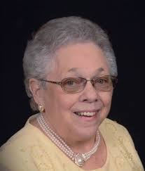 Sarah Moree's Instagram, Twitter & Facebook