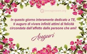Nella sezione auguri di buon compleanno troverai gli auguri più divertenti e spiritosi per i tuoi bigliettini e per i tuoi regali. Auguri Di Compleanno Con Fiori