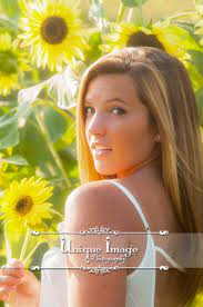 Senior Portrait Ideas Inspiration For Graduation Professional Portraits For Highschool Senior Graduation Professional Portrait Senior Graduation Maria Martin