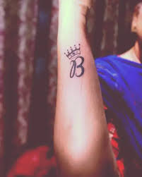 Looking for tattoo script fonts? B Letter Tattoos 20 Exceptional Designs In 2021 Styles At Life
