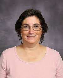 Lindsay Loos's Instagram, Twitter & Facebook