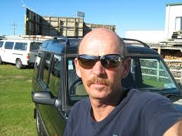 how to get the fridge out of the KEA motorhome?