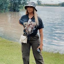 Jun 29, 2021 · nadia nakai is smitten and head over heels with her new bae vic mensa. Briefly South African News Family Tree Rapper Nadia Nakai Is Such A Vibe She Definitely Makes Rap Look Cool Photo Nadianakai Instagram Facebook