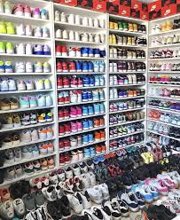 Sneaker Head Closet In 2020 Shoes Sneakers Nike Hype Shoes Nike Shoes Jordans