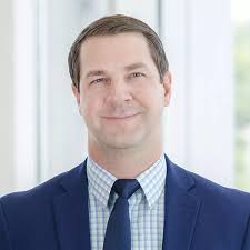 Scott Lundgren's Instagram, Twitter & Facebook