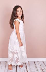 25 99 Amazon Com Bow Dream Flower Girl S Dress Vintage Lace Off White 8 Clothing Flower Girl Dresses Flower Girl Dresses Tulle Wedding Dresses For Girls
