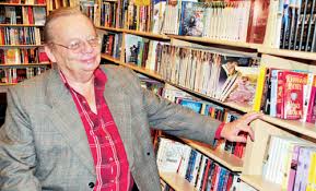 Since then he has written over a hundred stories, including the classics 'a face in the dark', 'the kitemaker', 'the tunnel' and 'time stops at shamli'. The Writing Of Ruskin Bond