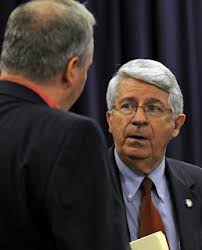 BREAKING NEWS: Lawmaker proposes Amish buggy safety plan