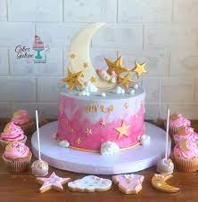 Cakes are the centerpiece at parties for special occasions like birthdays, anniversaries, or weddings. Pastel De Baby Shower Baby Birthday Cakes Baby Shower Cakes Girl Baby Shower Cakes