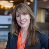 Holly Windham's Instagram, Twitter & Facebook