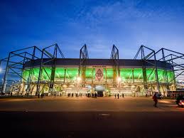 Borussia park is a very modern stadium with a capacity of about 50,000. Borussia Monchengladbach Plant Nachstes Millionen Projekt Sportdirektor Max Eberl Gibt Einblicke Kicker